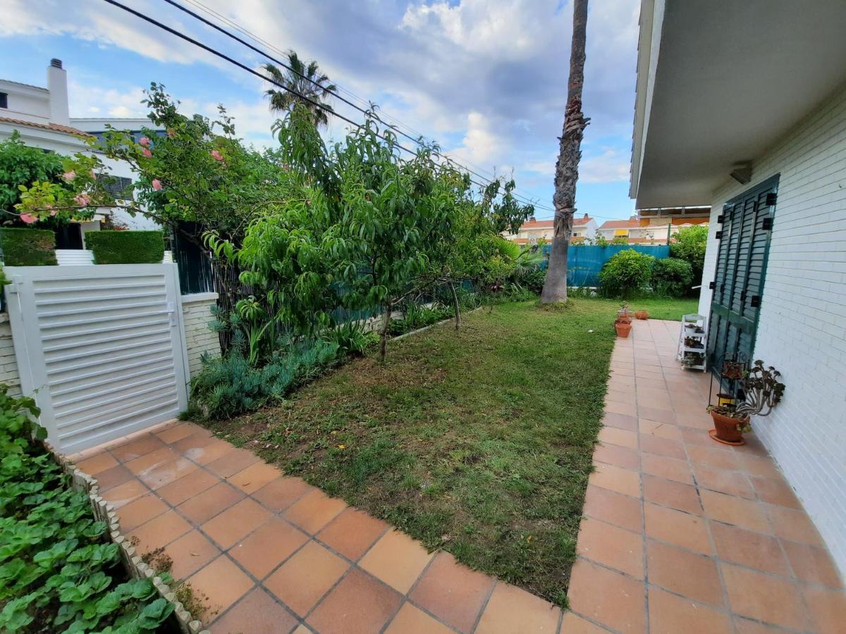 Cosy House With Garden Infront Of The Sea Apartment Крейсел Екстериор снимка