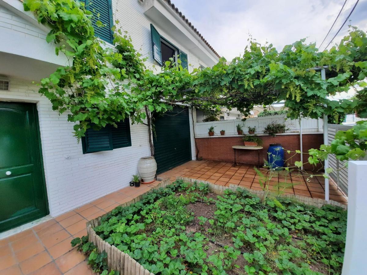 Cosy House With Garden Infront Of The Sea Apartment Крейсел Екстериор снимка
