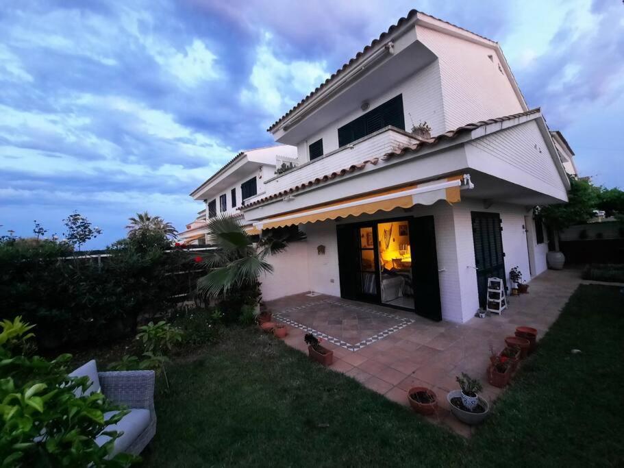 Cosy House With Garden Infront Of The Sea Apartment Крейсел Екстериор снимка